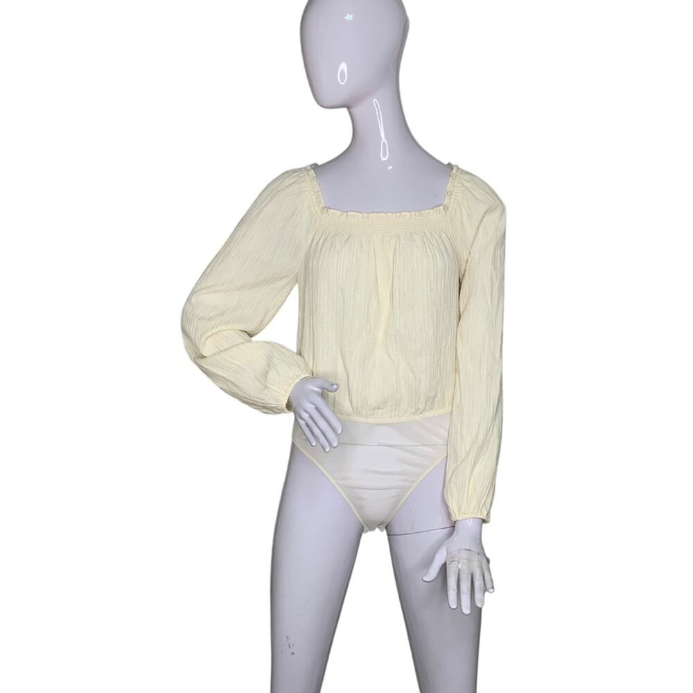 Lush NWOT Bodysuit Cream Long Sleeve Square Neckline Two Snap Button Size S